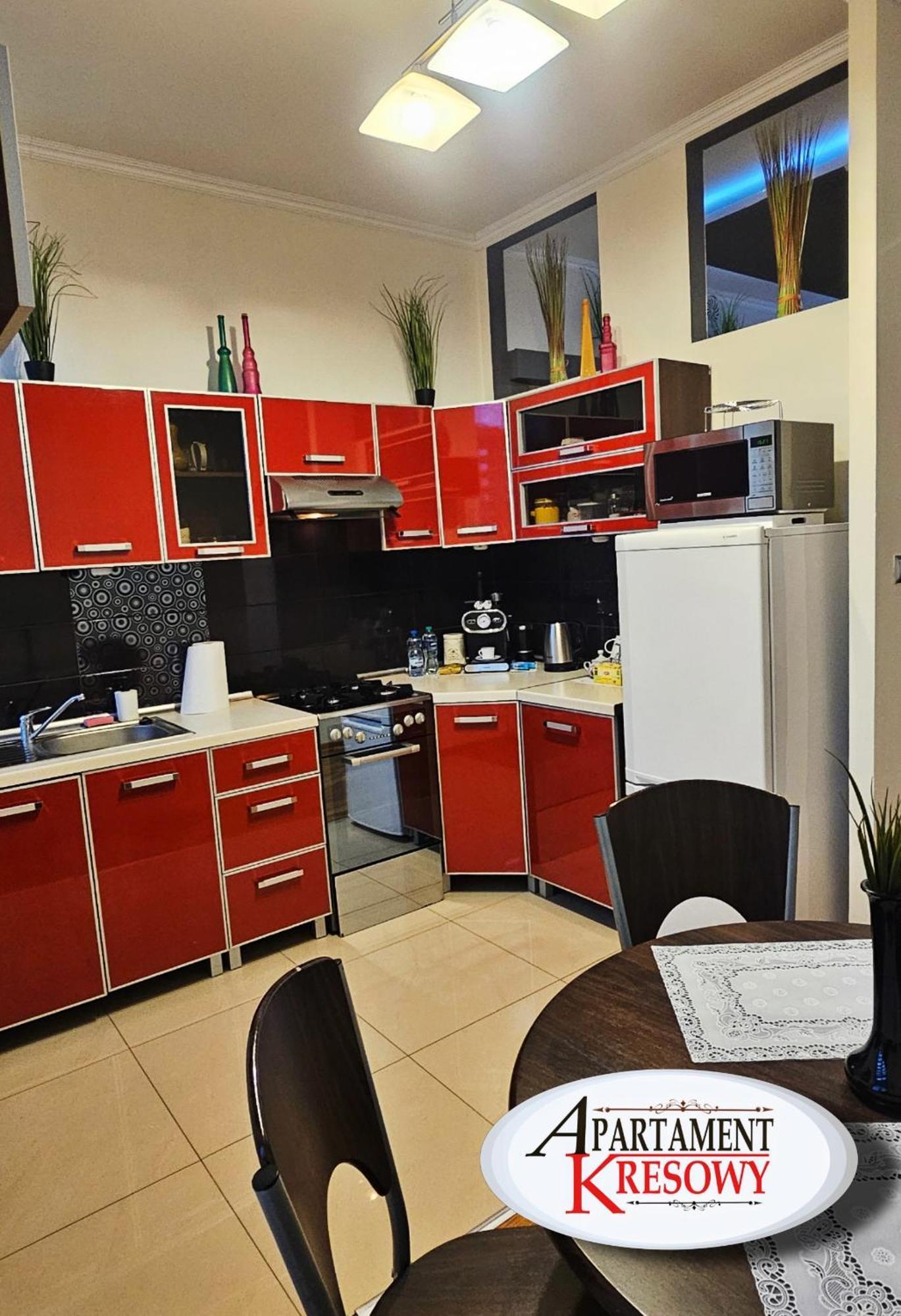 Apartament Kresowy Parter 3 Pokoje Duza Lazienka Kabino-Wanna Spa Wi Fi Ekspres 2X Smart Tv Antresola Parking Free Plac Zabaw Bilet Na Aquapark 150M W Cenie Hrubieszow Eksteriør billede