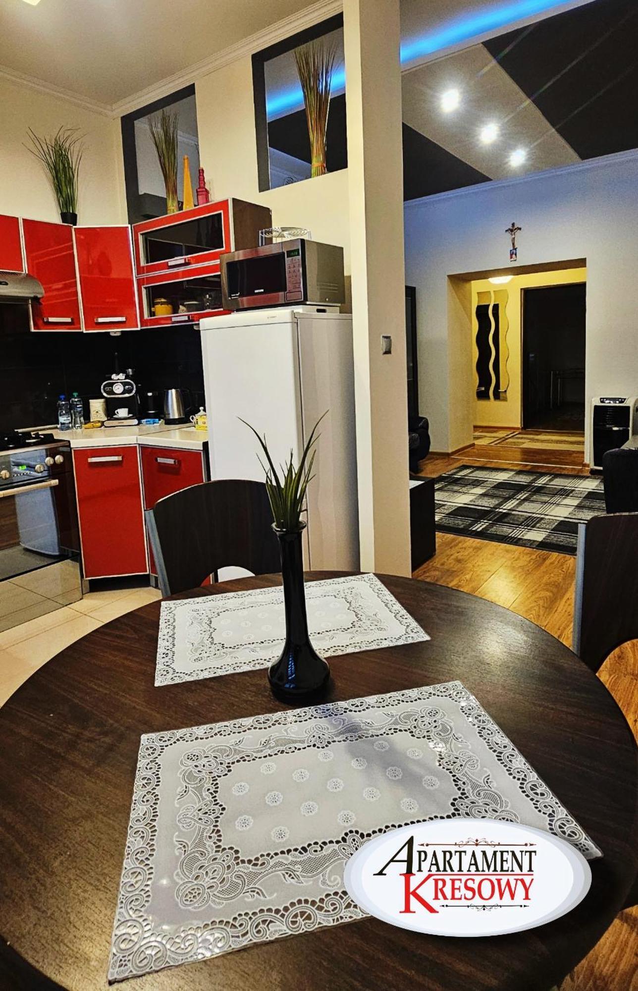 Apartament Kresowy Parter 3 Pokoje Duza Lazienka Kabino-Wanna Spa Wi Fi Ekspres 2X Smart Tv Antresola Parking Free Plac Zabaw Bilet Na Aquapark 150M W Cenie Hrubieszow Eksteriør billede
